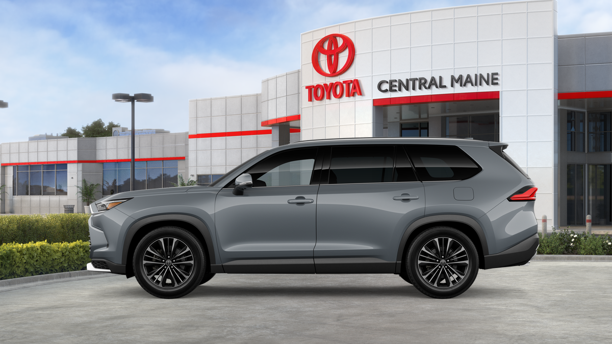2026 Toyota Grand Highlander Hybrid MAX Platinum AWD photo 3