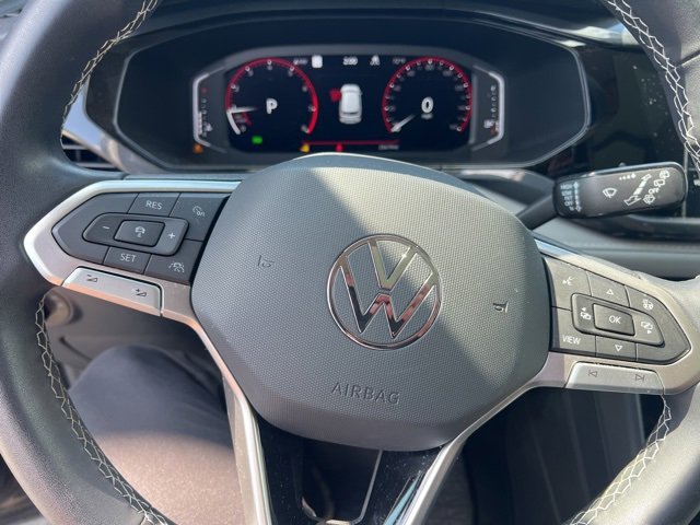 2023 Volkswagen Taos SEL photo 10
