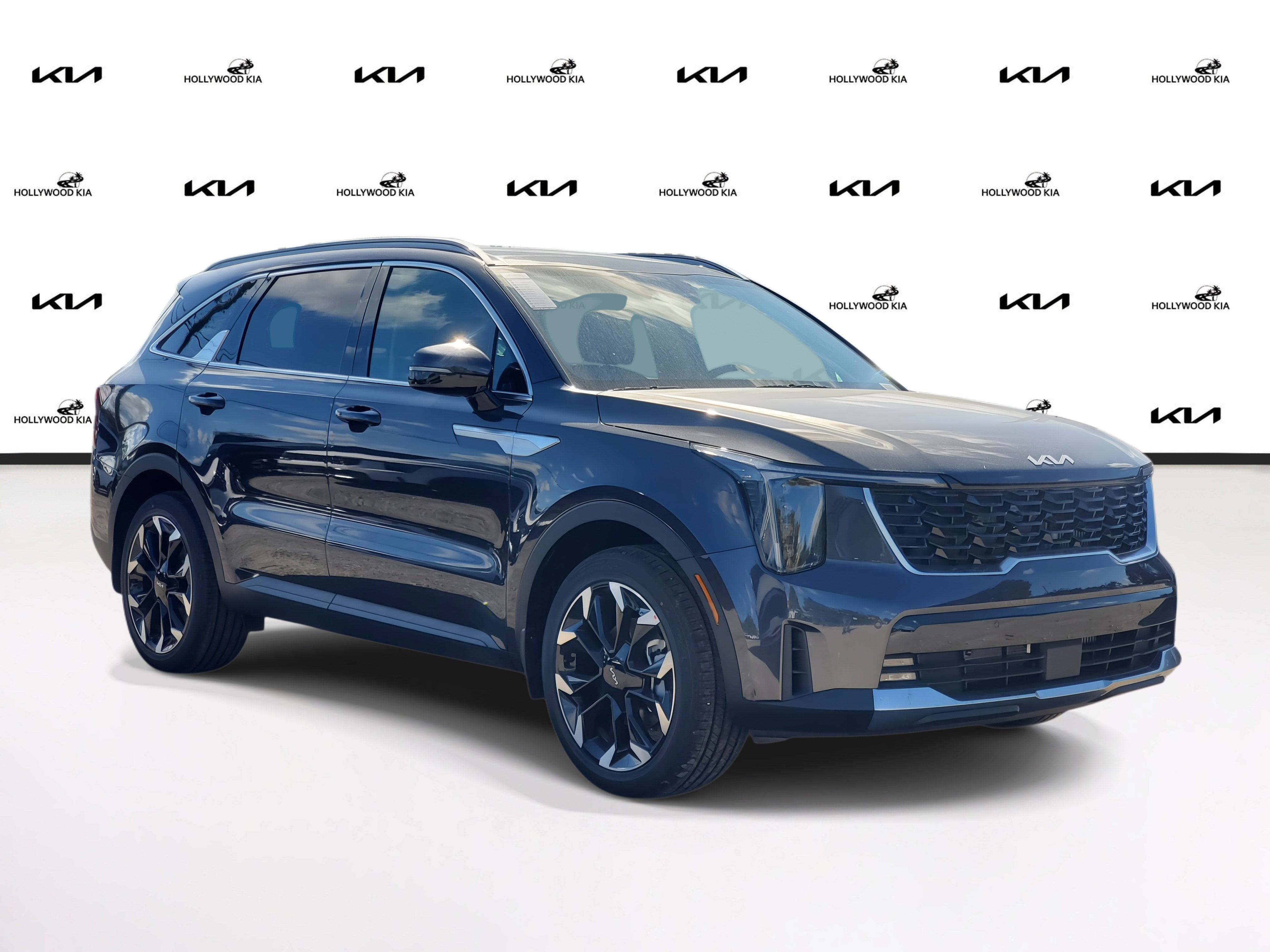 2025 Kia Sorento SX's photo