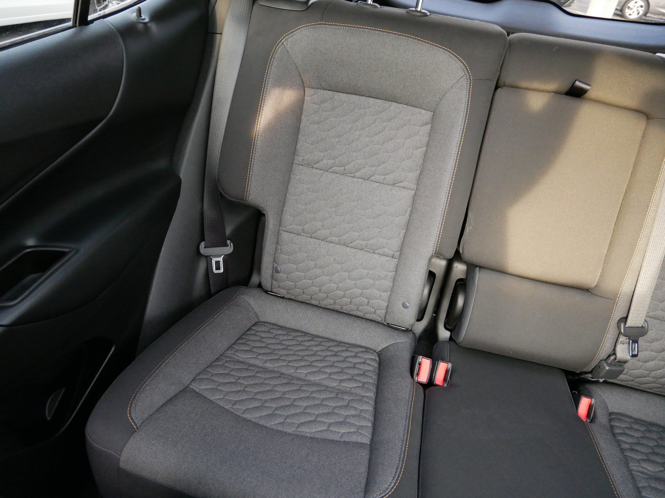 2018 Chevrolet Equinox LT photo 12