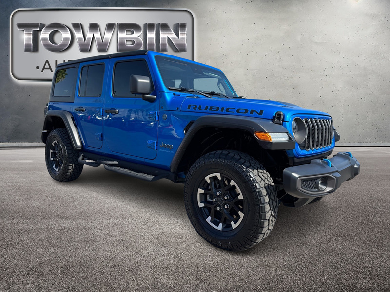 2024 Jeep Wrangler Rubicon 4xe photo 2