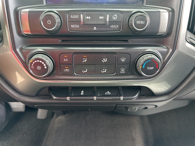 2015 Chevrolet Silverado 1500 LT photo 24