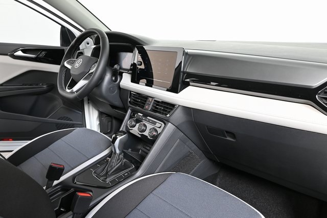 2025 Volkswagen Taos S photo 18