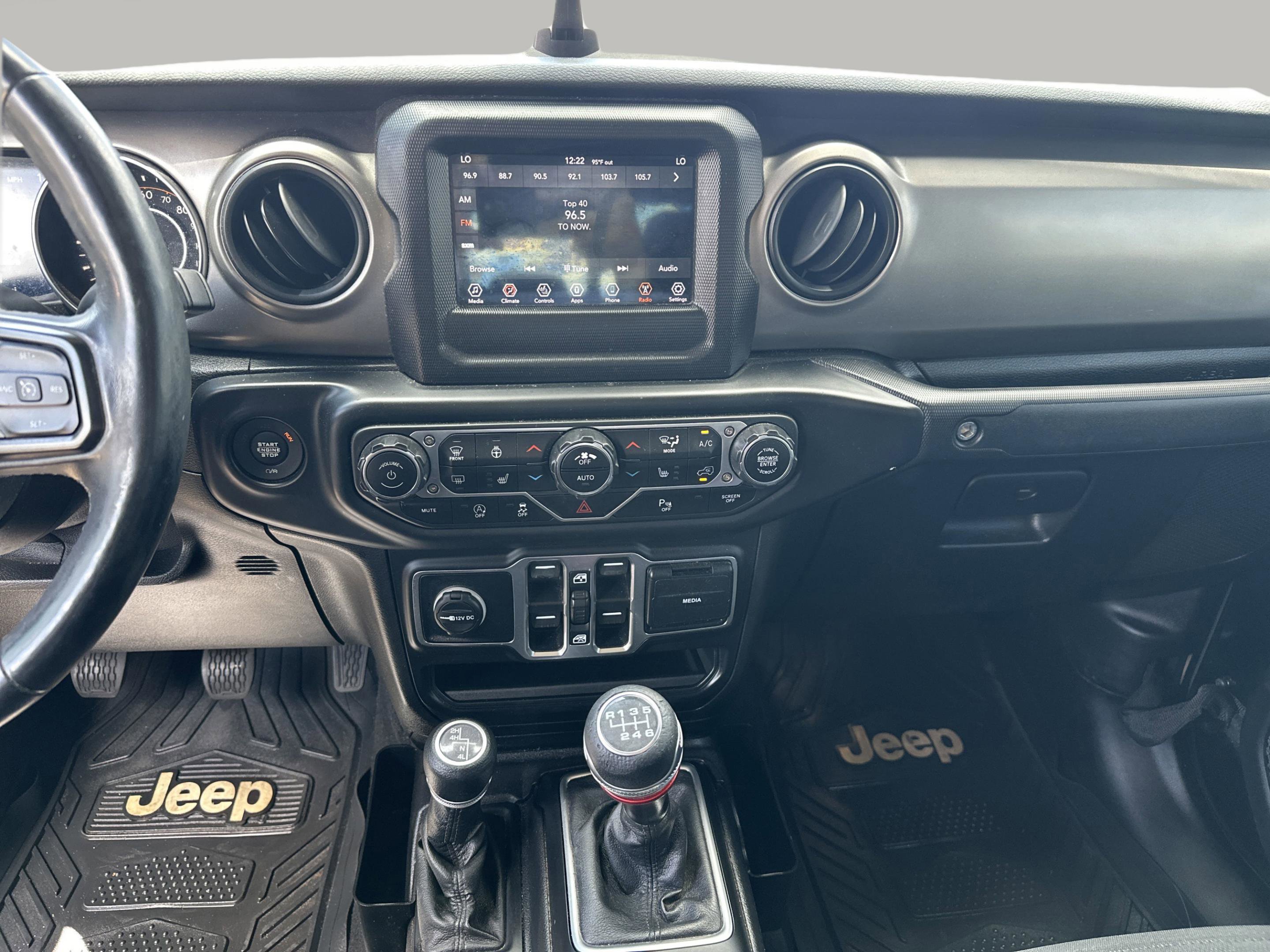 2020 Jeep Gladiator Sport photo 14