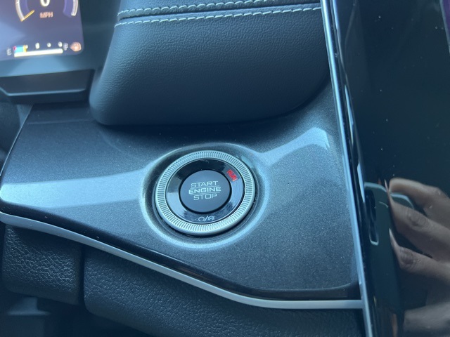 2023 Jeep Grand Cherokee Laredo photo 25