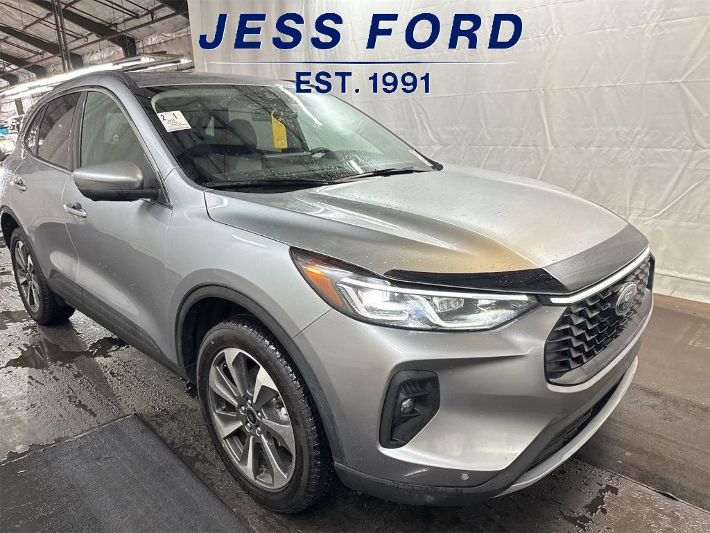 2024 Ford Escape Platinum photo 4