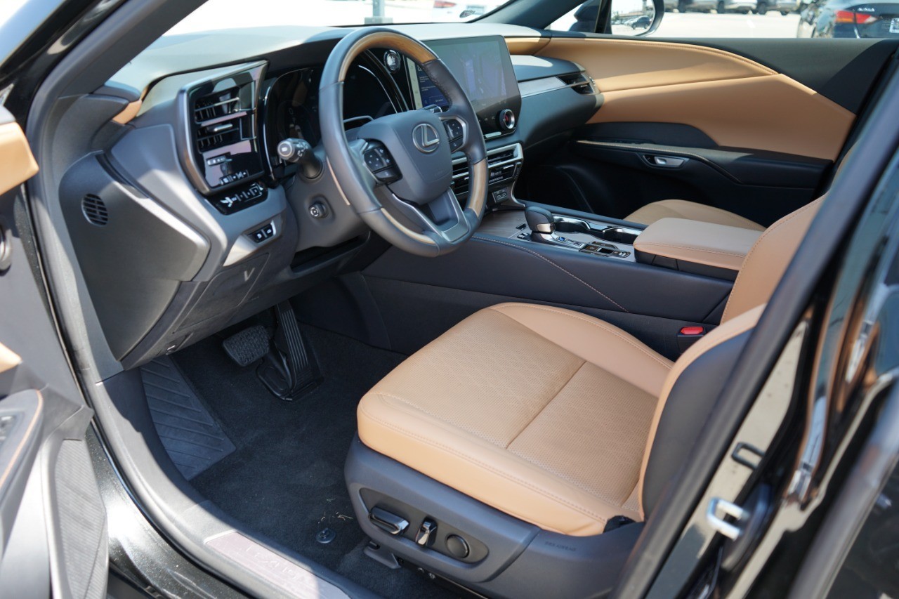 2024 Lexus RX 350 Premium photo 14