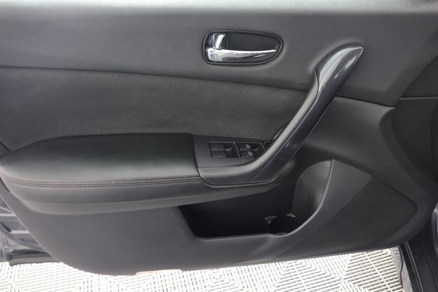 2013 Nissan Maxima S photo 21