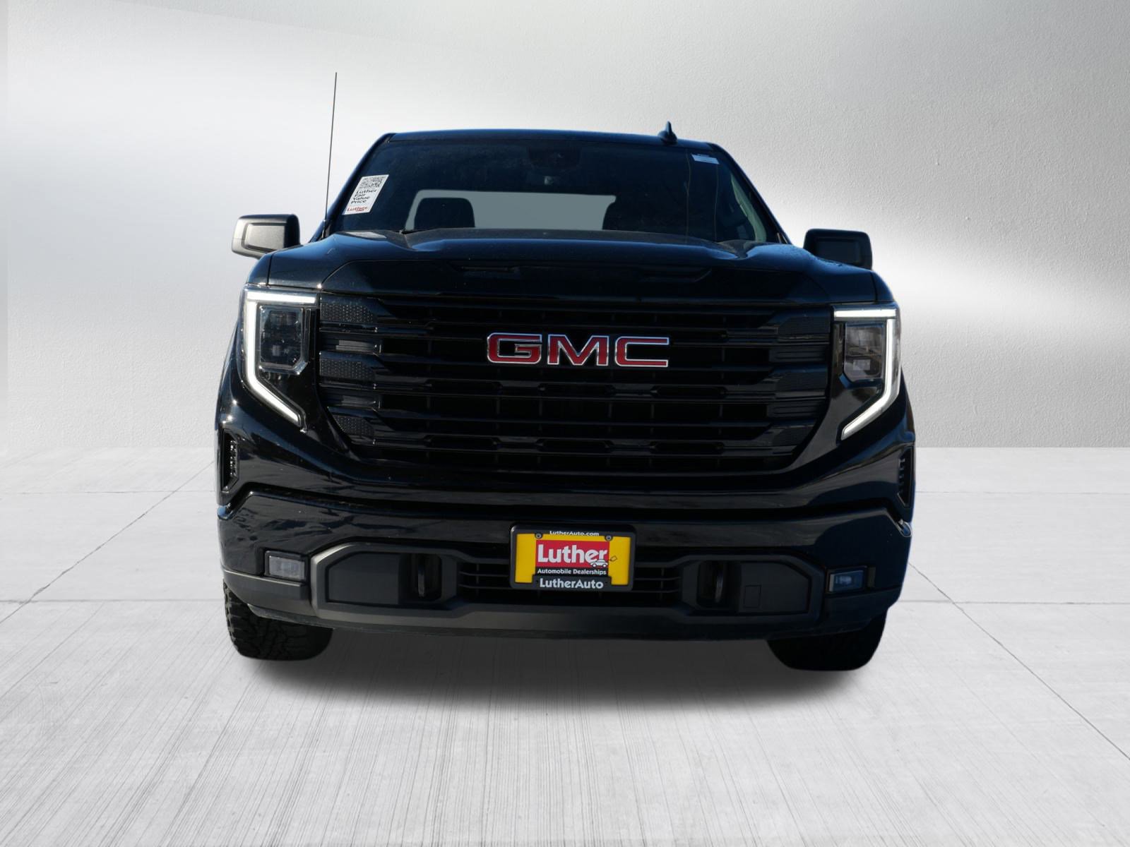 Used 2022 GMC Sierra 1500 Elevation with VIN 3GTPUCEK1NG670271 for sale in Waite Park, Minnesota