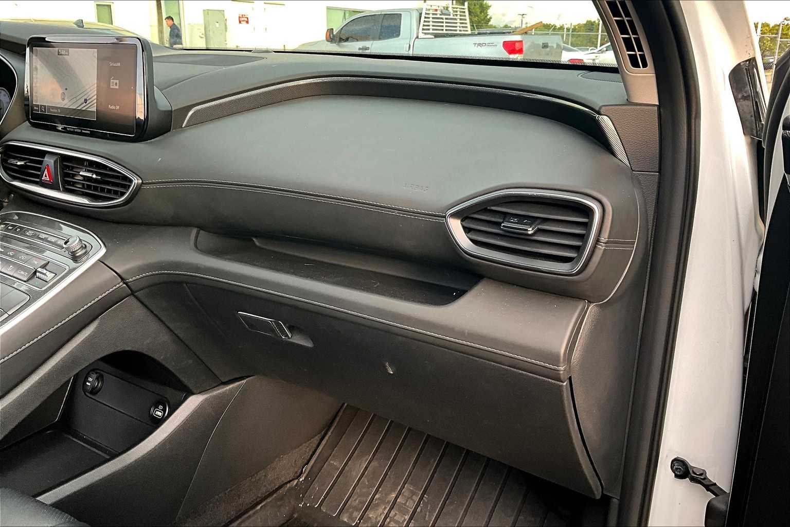 2023 Hyundai Santa Fe SEL Premium photo 17