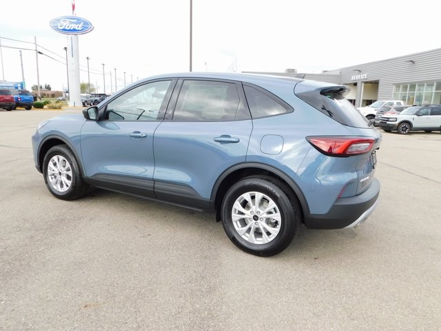 2026 Ford Escape Active photo 3