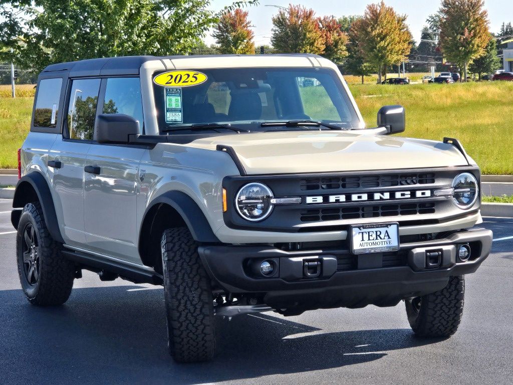 2025 Ford Bronco Big Bend photo 3