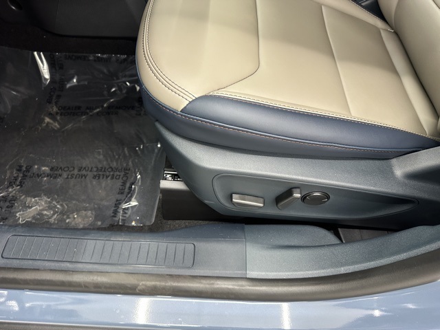 2025 Ford Maverick Lariat photo 30