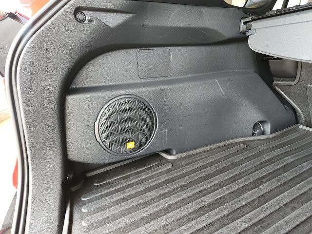 2025 Toyota RAV4 Hybrid XSE photo 18