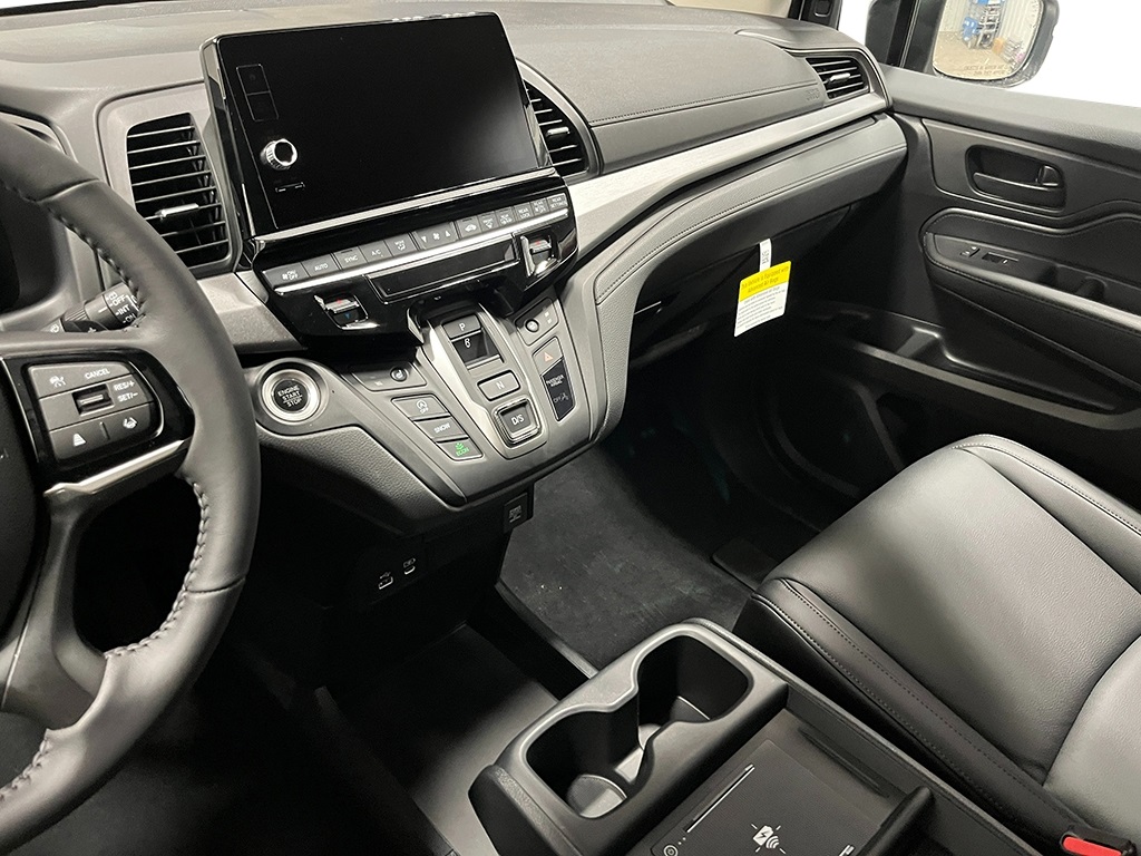 2026 Honda Odyssey EX-L photo 13