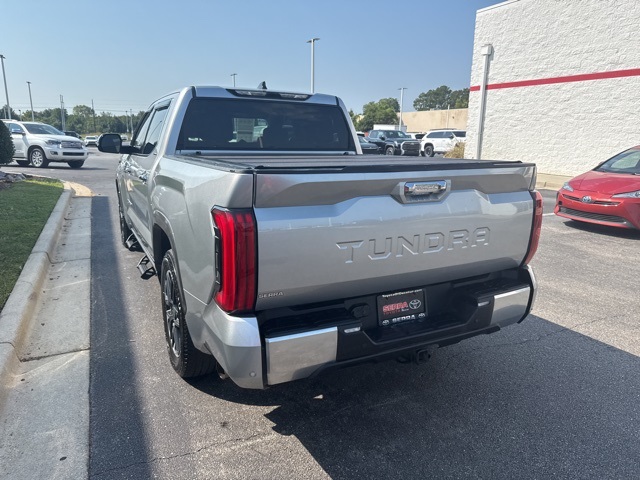 2023 Toyota Tundra Limited photo 7