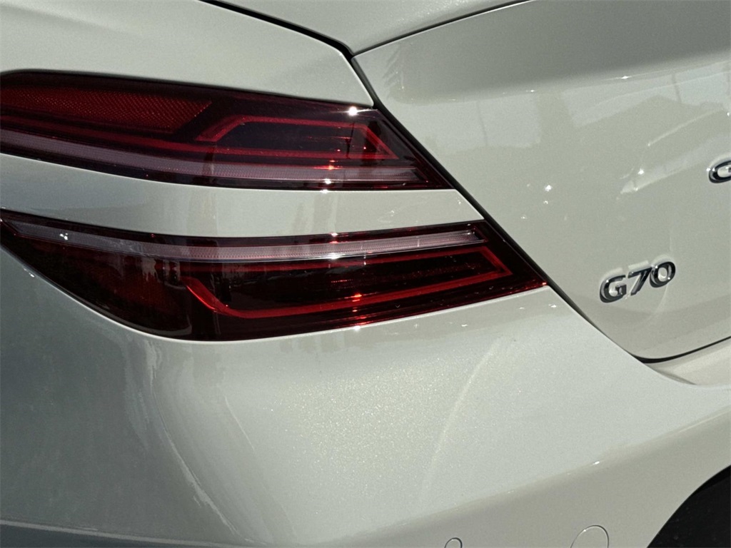 2026 Genesis G70 3.3T Sport Prestige photo 14