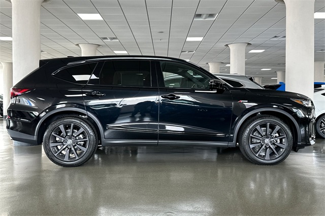 2026 Acura MDX SH-AWD A-Spec photo 3