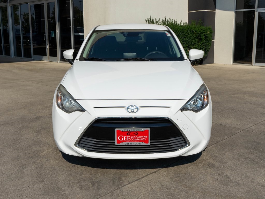 2018 Toyota Yaris iA Base photo 2