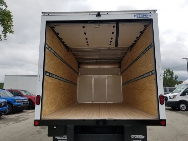 2026 Ford E-450 photo 13