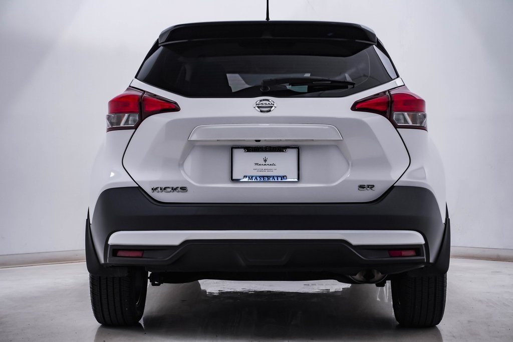 2019 Nissan Kicks SR photo 6