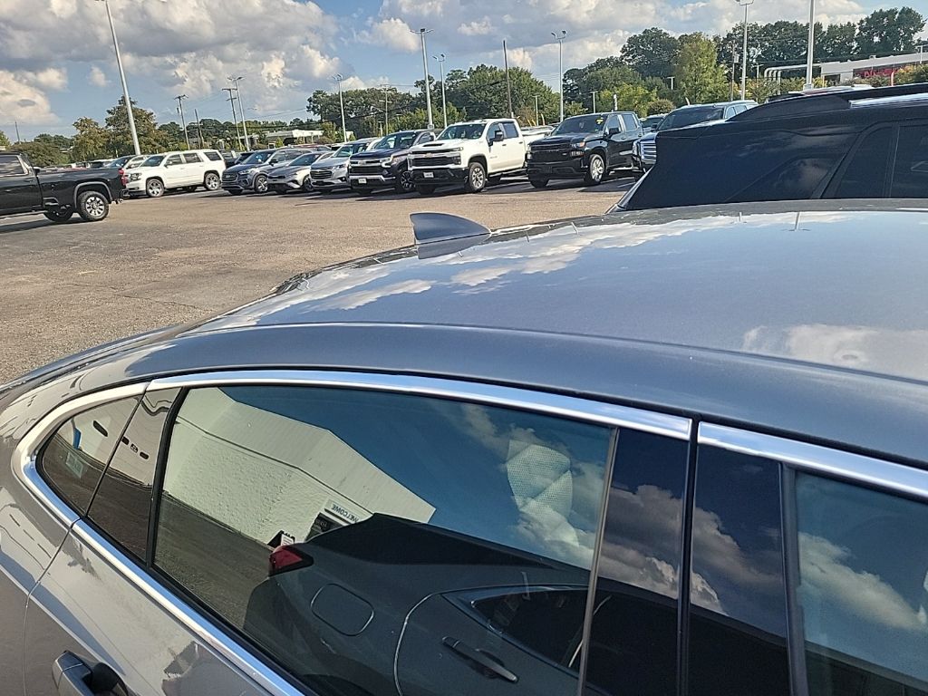 2023 Chevrolet Malibu 1LT photo 16