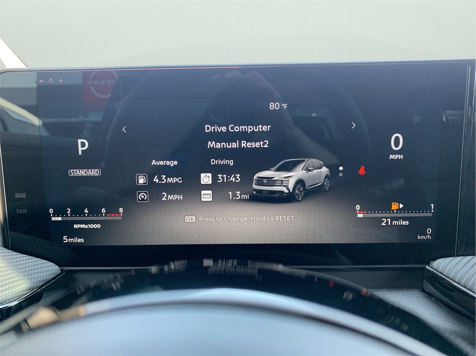2025 Nissan Kicks SR photo 18