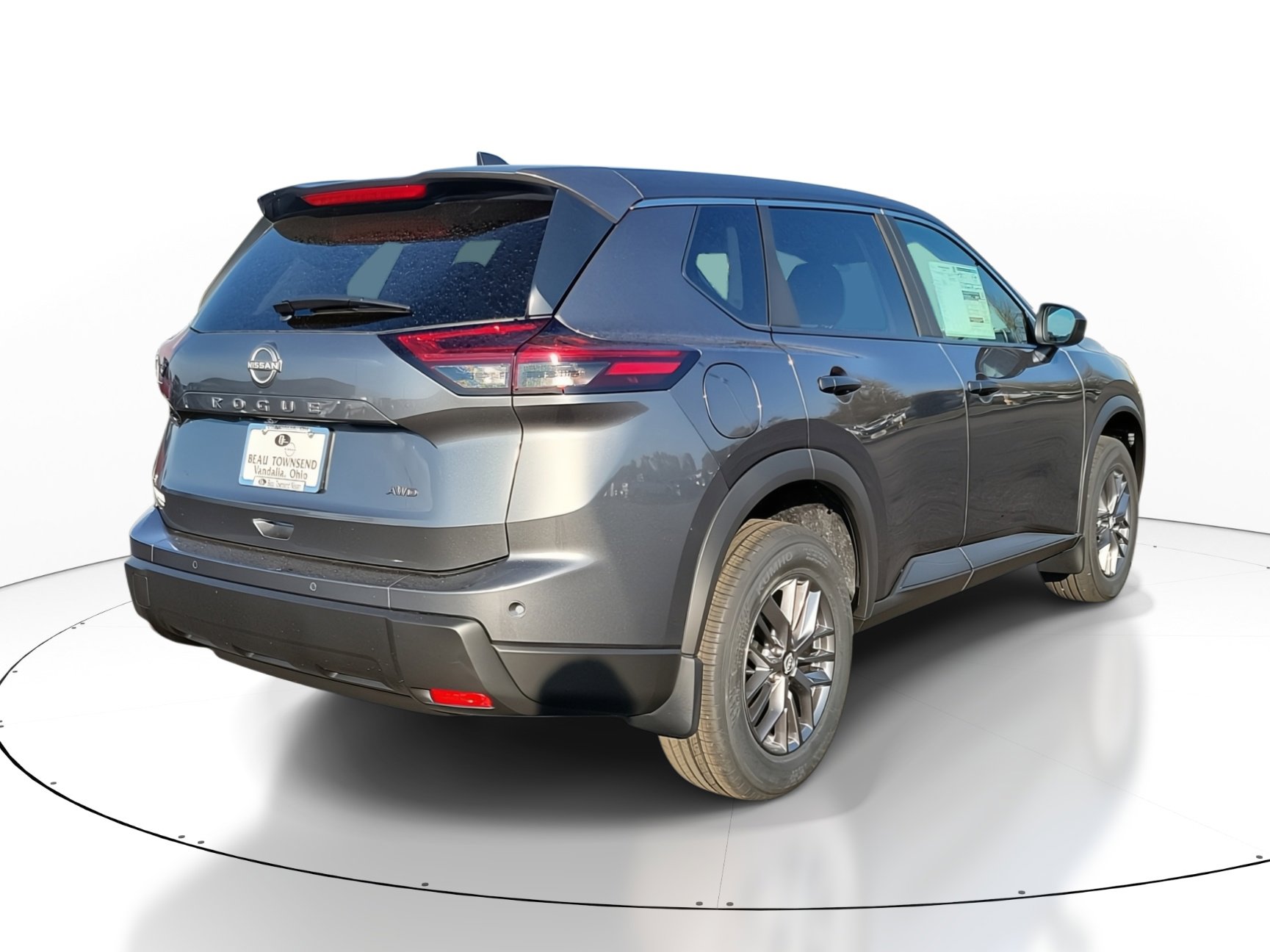 2025 Nissan Rogue S photo 4
