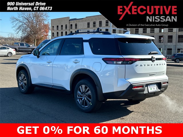 2025 Nissan Pathfinder SV photo 4