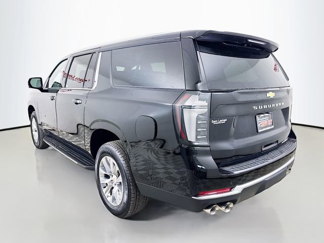2025 Chevrolet Suburban Premier photo 5