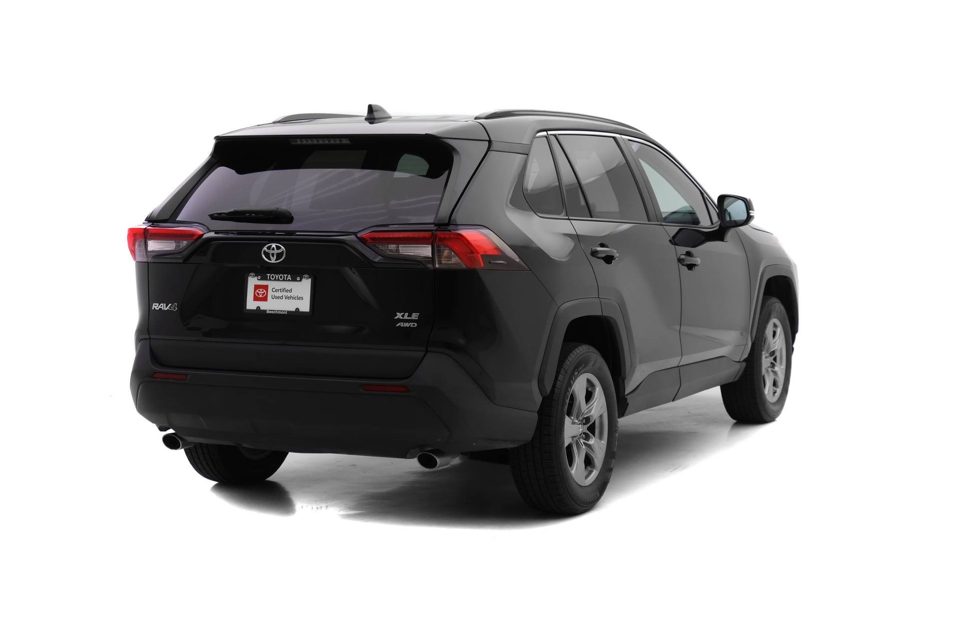 Certified 2024 Toyota RAV4 XLE with VIN 2T3P1RFVXRC407272 for sale in Northfield, Minnesota