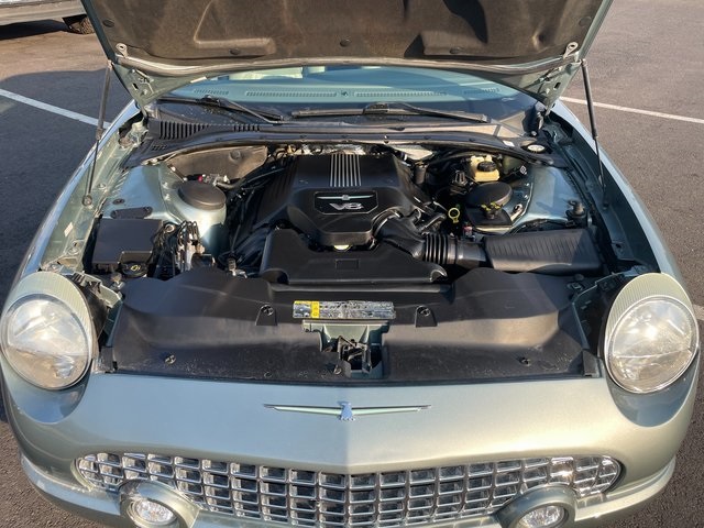 2004 Ford Thunderbird Base photo 23