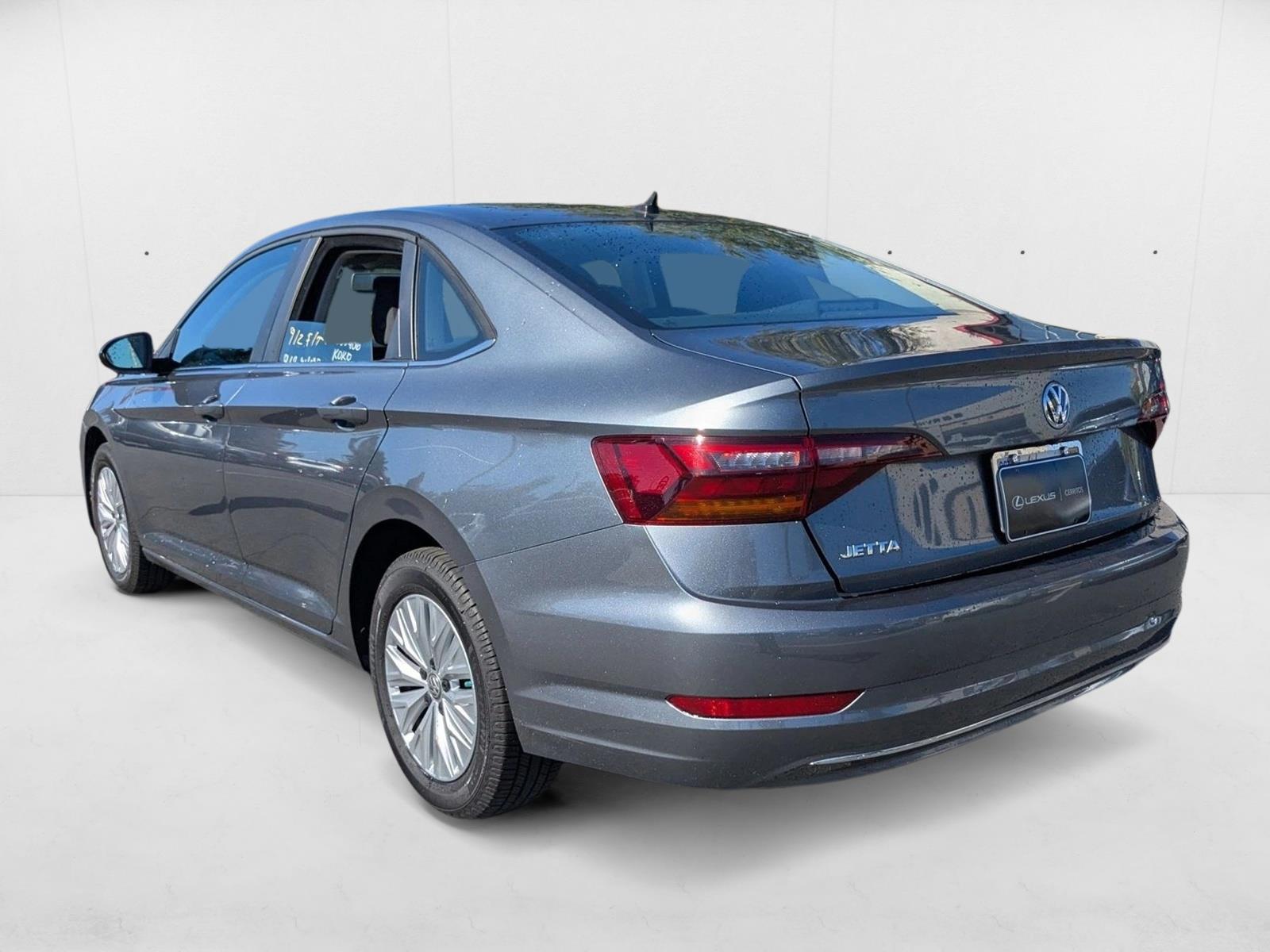 2019 Volkswagen Jetta SE R-Line photo 7