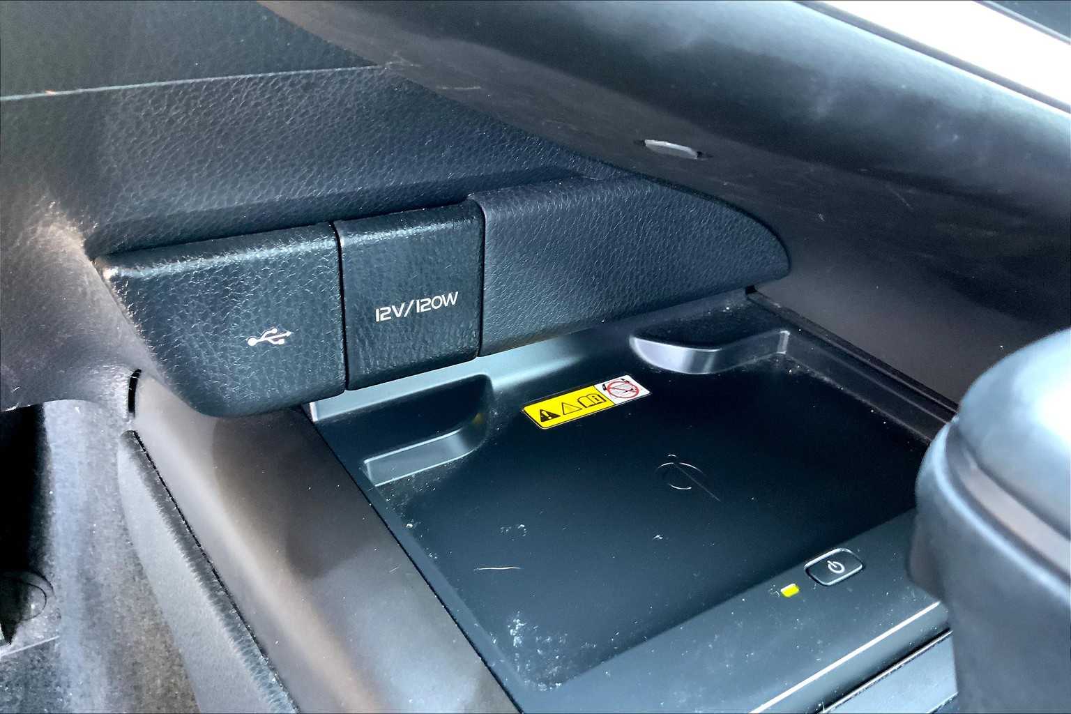 2023 Toyota Camry XSE photo 29