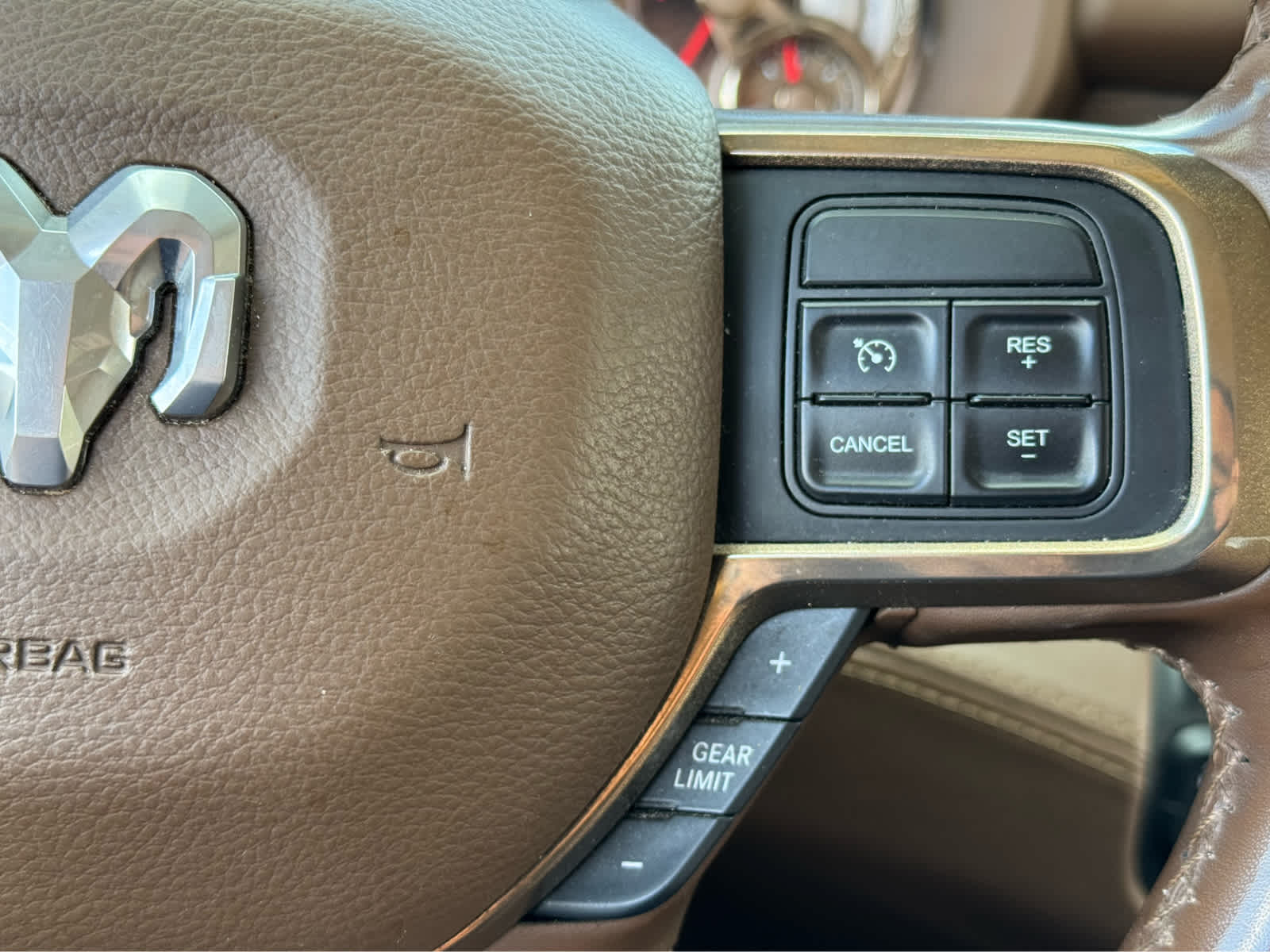 2020 Ram 2500 Longhorn photo 23