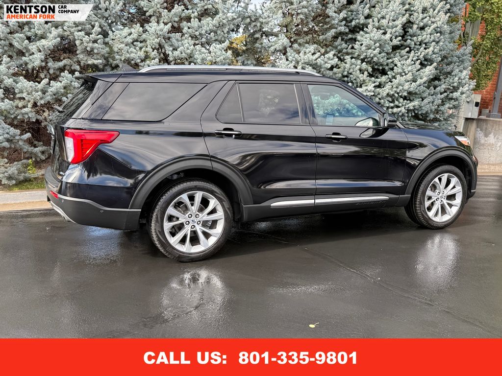 2021 Ford Explorer Platinum photo 9