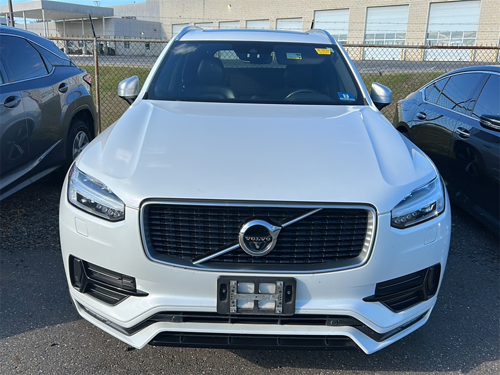 2016 Volvo XC90 T6 R-Design AWD photo 2