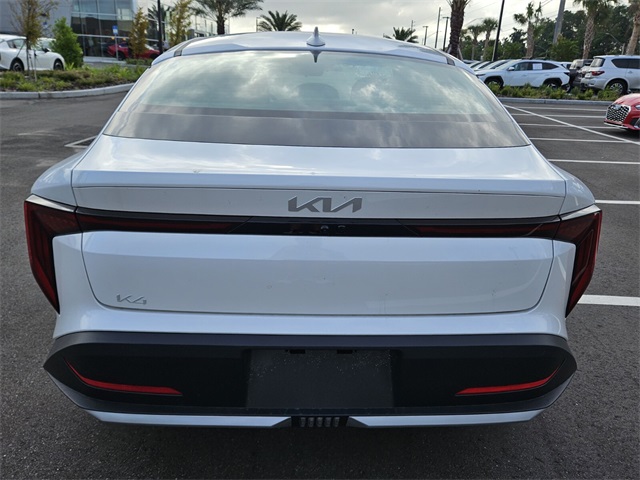2025 Kia K4 EX photo 8