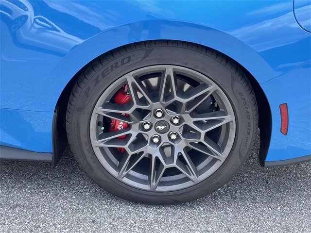 2025 Ford Mustang GT photo 3