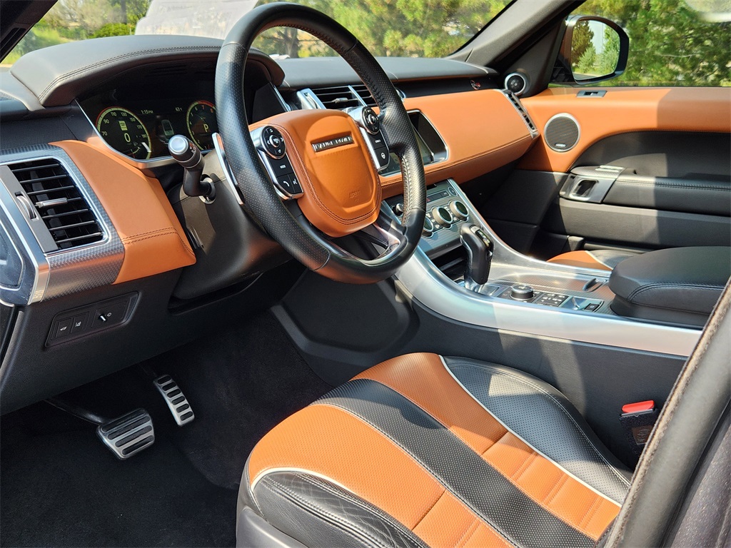 2017 Land Rover Range Rover Sport SVR photo 7