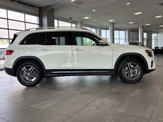 2026 Mercedes Benz GLB 250 4MATIC photo 2