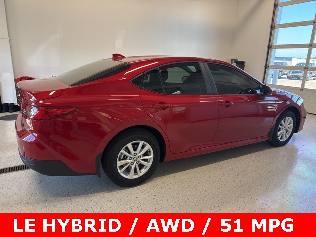 2025 Toyota Camry LE photo 2
