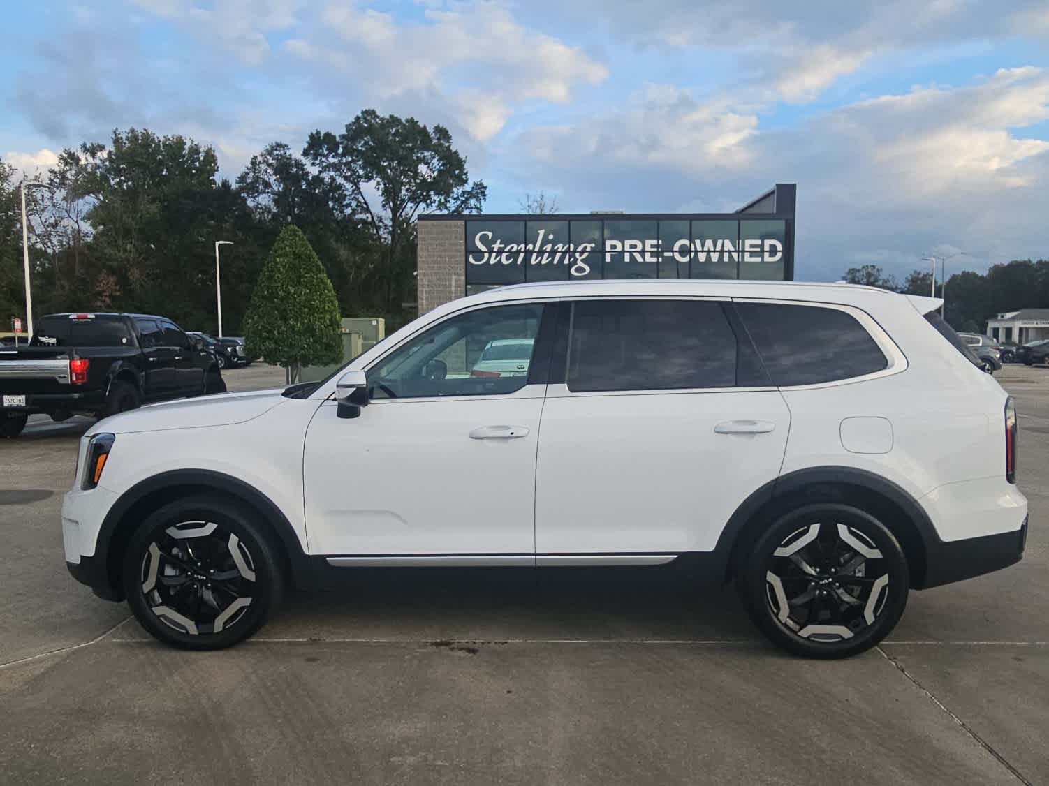 2023 Kia Telluride EX's photo