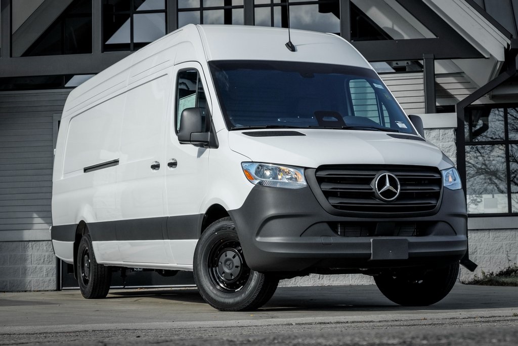 2026 Mercedes-Benz Sprinter Cargo Van Base's photo
