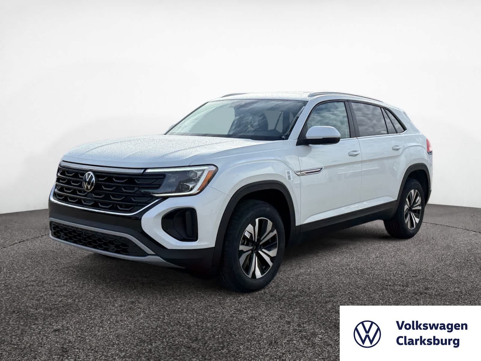 2026 Volkswagen Atlas Cross Sport SE's photo