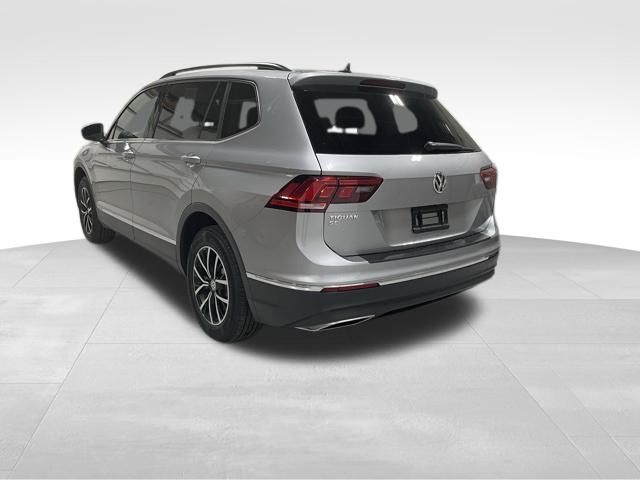 2021 Volkswagen Tiguan SE photo 2
