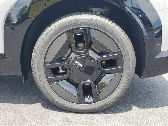 2026 Kia EV9 GT-Line photo 3