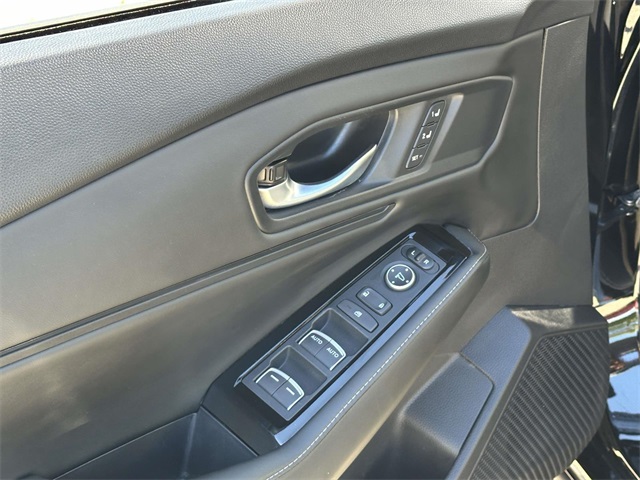 2025 Honda Accord Hybrid Touring photo 27