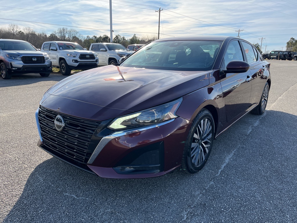 2023 Nissan Altima SV