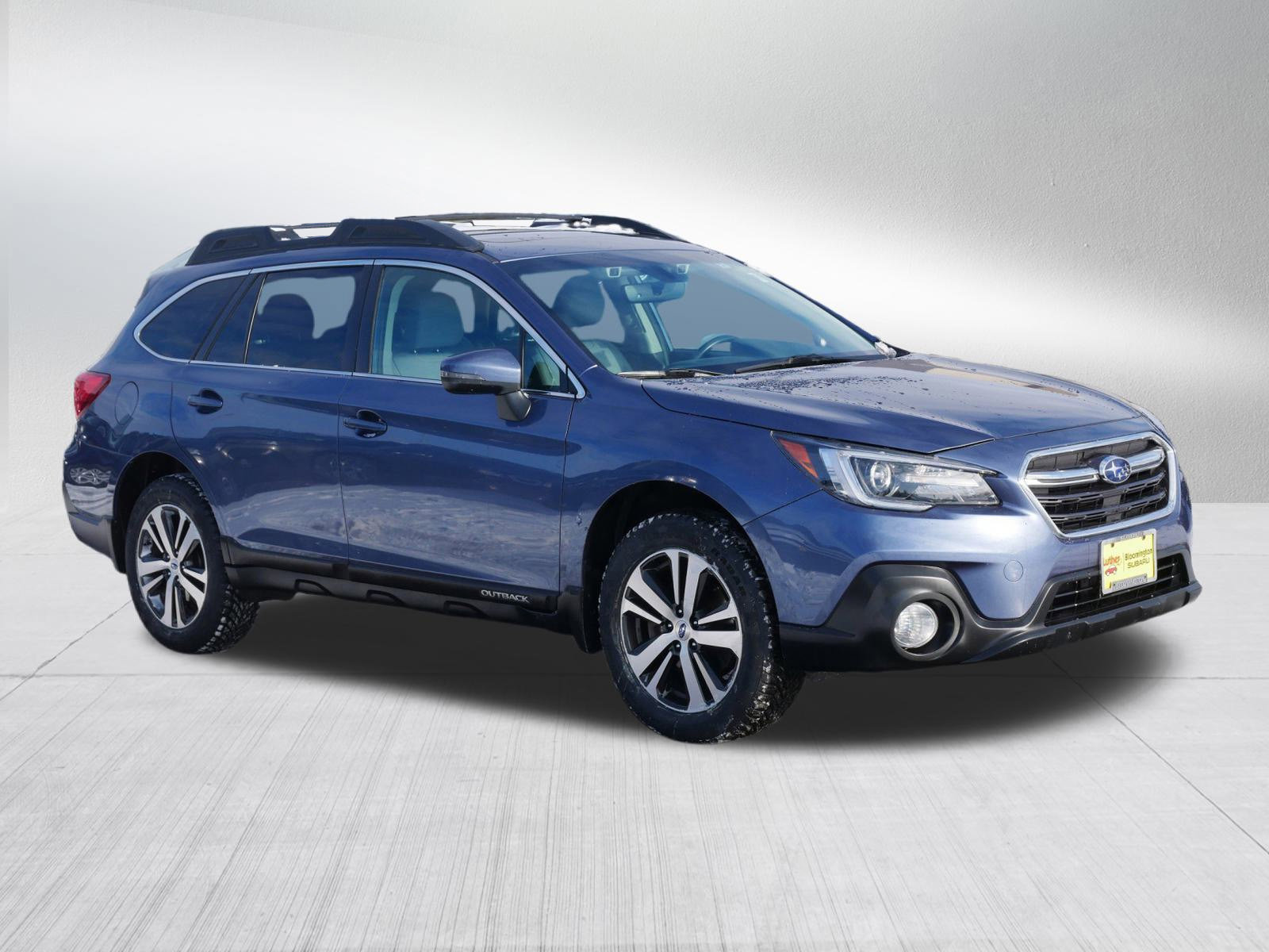 2018 Subaru Outback Limited's photo